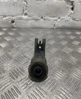 Toyota Avensis T270 Radiator support slam panel bracket 