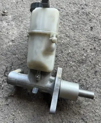 Citroen C5 Master brake cylinder