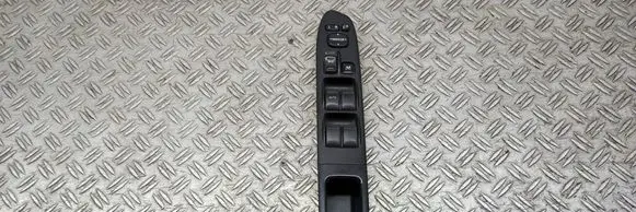 Electric window control switch