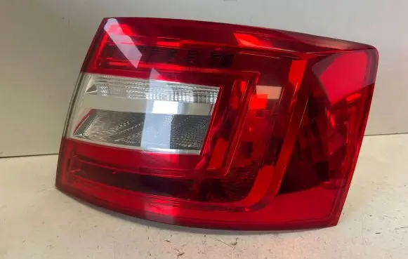 Skoda Octavia Mk3 (5E) Rear/tail lights 5E5945096B 062610 2SK01288302