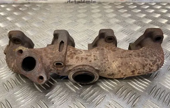 Ford Focus C-MAX Exhaust manifold 4M5Q9428BB