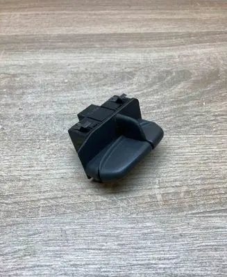 Volvo S70 V70 V70 XC Tailgate opening switch 9162946 510500