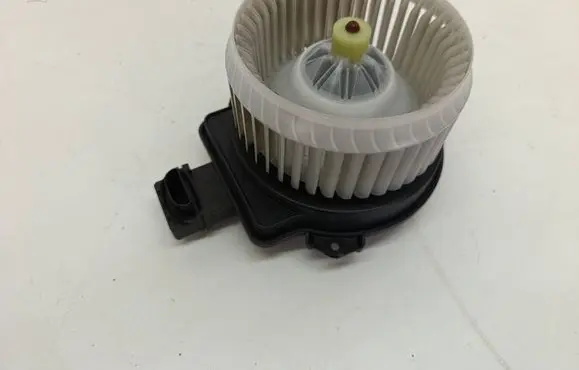 Honda HR-V Heater fan/blower AY1510 10T18