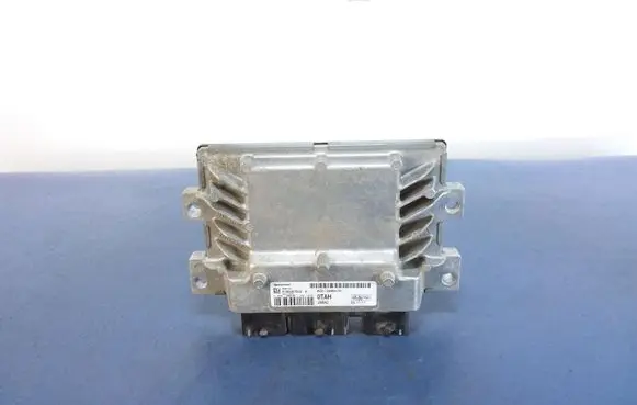 Ford Fiesta Parking PDC control unit/module 8V21-12A650-TH