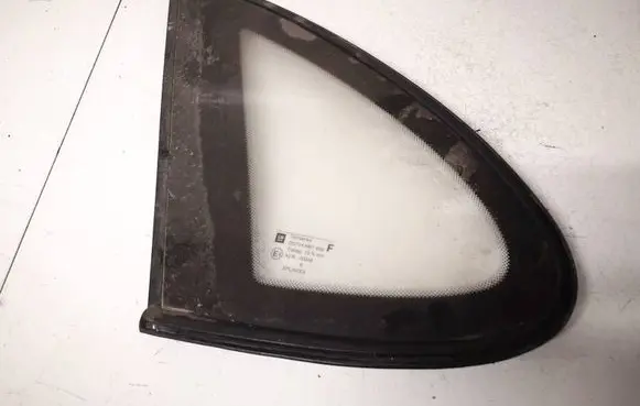 Opel Vectra B Rear side window 90464367 90464369