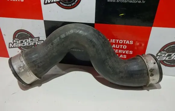 Volkswagen Touran I Engine coolant pipe/hose 2400107