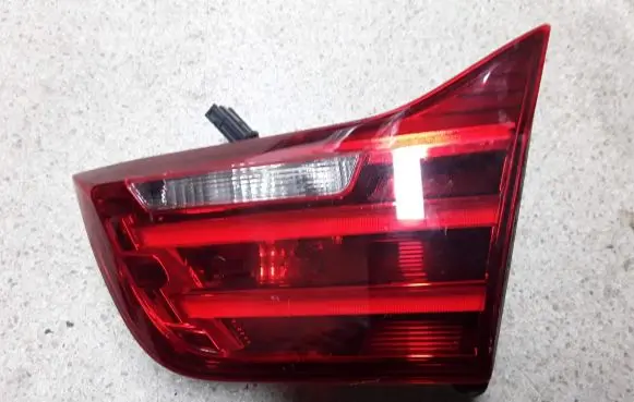 BMW M4 F82 F83 Tailgate rear/tail lights 8059656