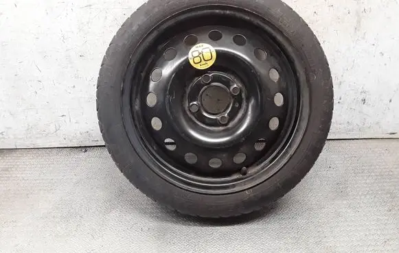 Nissan Note (E11) R15 spare wheel