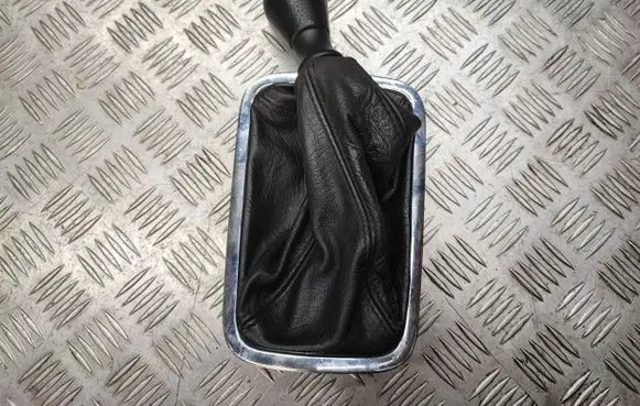 Peugeot 607 Gear lever shifter trim leather/knob 