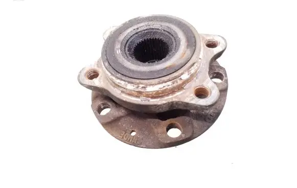 Audi A4 S4 B7 8E 8H Front wheel hub 4B0615B