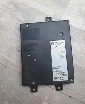 Skoda Octavia Mk2 (1Z) Bluetooth control unit module 3C8035730A 332944745