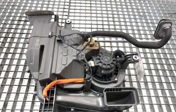 Hyundai Santa Fe Heater blower radiator F106MMBAB