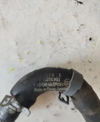 Porsche Cayenne (92A) Engine coolant pipe/hose 7P585993