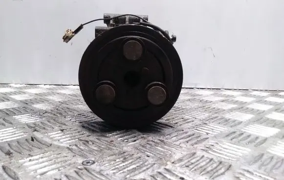 Mazda 3 I Air conditioning (A/C) compressor (pump) V09A1AA4AK