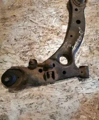 Hyundai Matrix Front lower control arm/wishbone