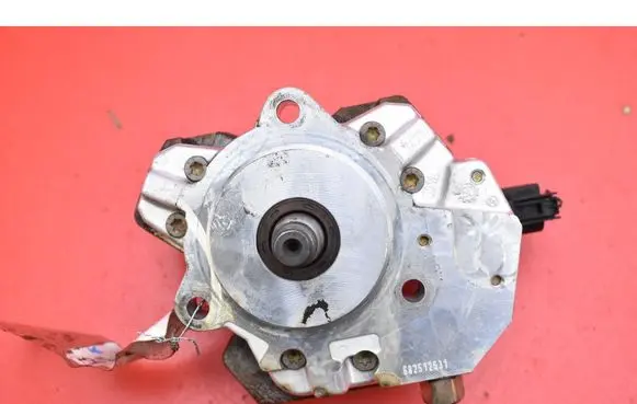 BMW X3 E83 Fuel injection high pressure pump 0445010045