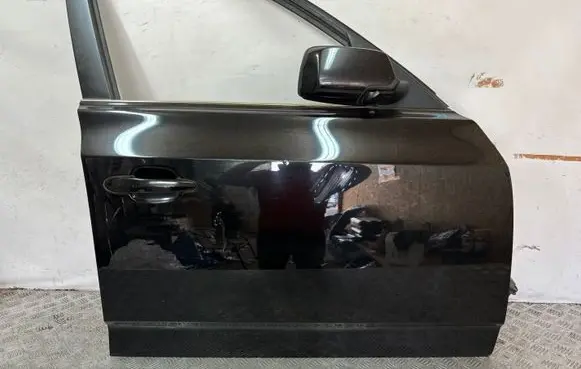 BMW X3 E83 Front door
