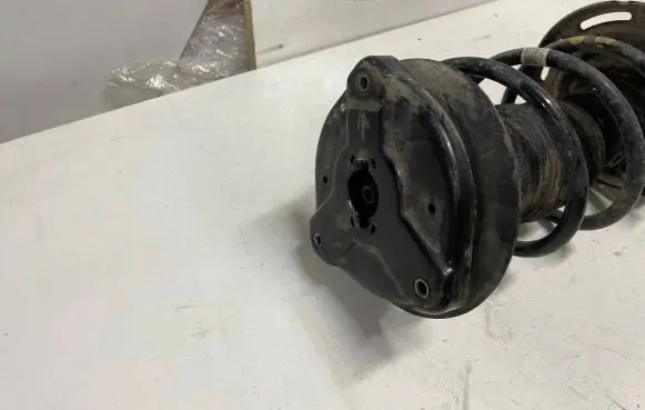 Mercedes-Benz C W204 Front shock absorber with coil spring A2043200130
