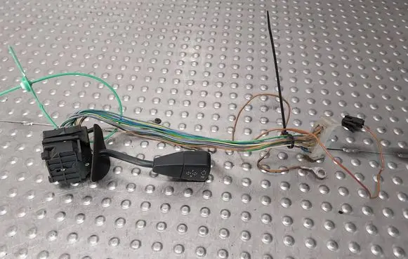 BMW 3 E36 Indicator stalk S26383398 011003