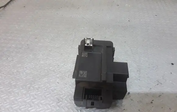 Audi A5 8T 8F Ignition lock 8K0909131