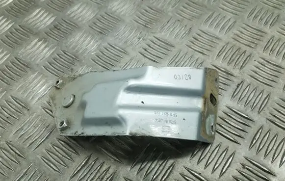 Seat Altea Fender mounting bracket 5P0821136