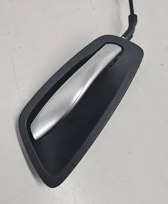 BMW 1 E81 E87 Front door interior handle 840225 52621810 7059667