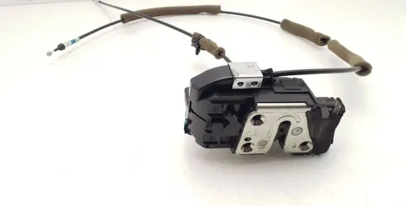 Infiniti Q70 Y51 Rear door lock