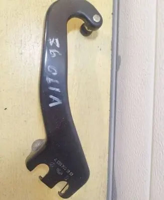 Mercedes-Benz Vito Viano W638 Sliding door upper roller guide/hinge A6387601247