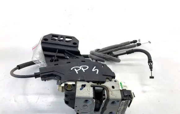 Jeep Cherokee Front door lock 