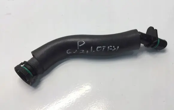 Audi Q2 - Breather hose/pipe 05C103202