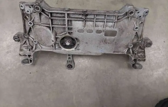 Volkswagen PASSAT B6 Front subframe 3C0199369F