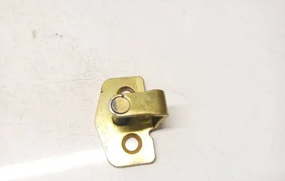 Opel Zafira A Front door lock loop/hook striker 