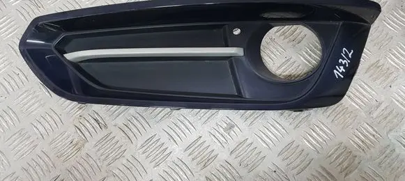 BMW 2 F22 F23 Front fog light trim/grill 7343731