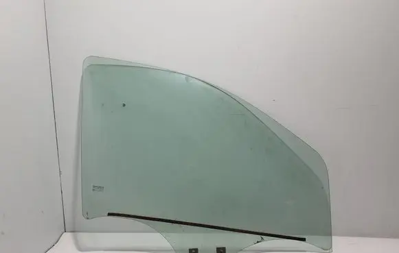 Renault Express Front door window glass four-door 803125632R