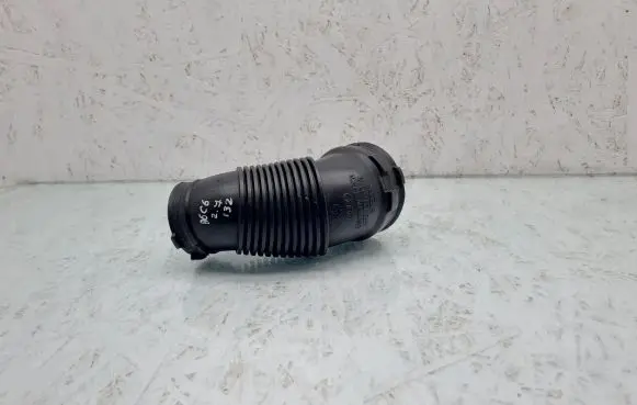 Audi A6 S6 C6 4F Air intake hose/pipe 4F0129615G