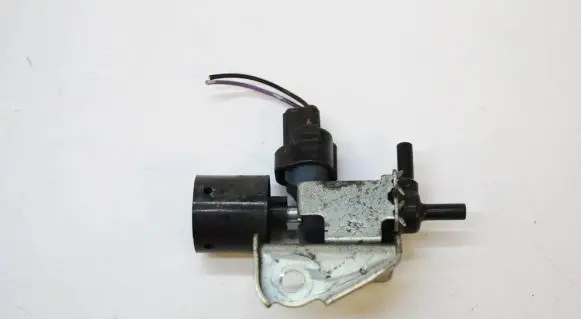 Toyota Auris 150 Turbo solenoid valve 9091012281