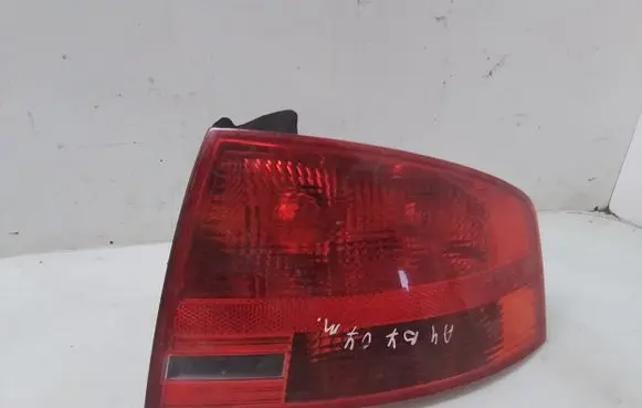 Audi A4 S4 B7 8E 8H Rear/tail lights