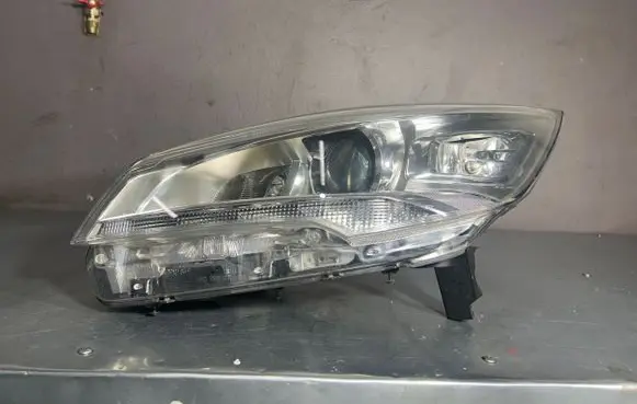 Ford Kuga II Headlight/headlamp 90021742 CV4413D155AK C83TA
