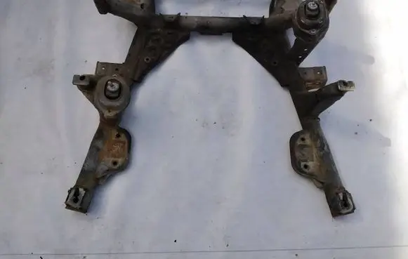 BMW X5 E53 Front subframe 6760277