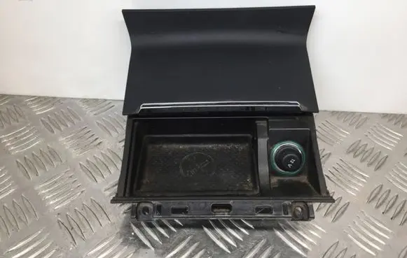 Ashtray (front)
