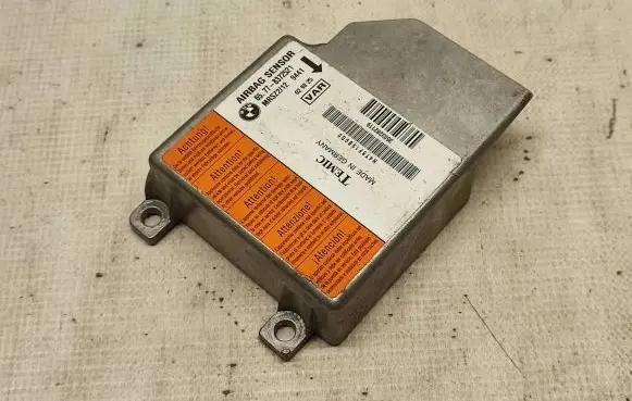 BMW 7 E38 Airbag control unit/module 65778372521 65776904696 65776905491
