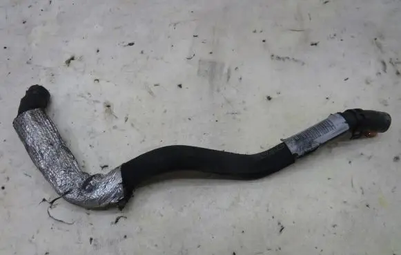 Audi Q5 SQ5 Engine coolant pipe/hose 8R0422887