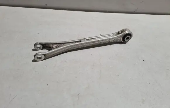 Maserati Ghibli Rear upper control arm/wishbone 69573