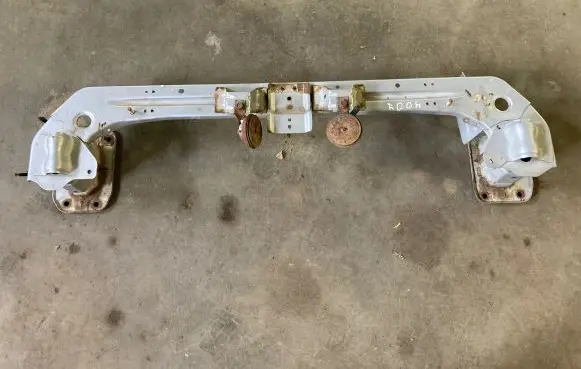 Peugeot 4007 Front bumper cross member