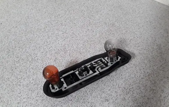 Tail light part