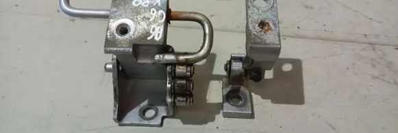 Front door hinge set