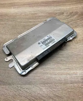 BMW 7 F01 F02 F03 F04 Air suspension control unit module (rear) 6852204 75789011