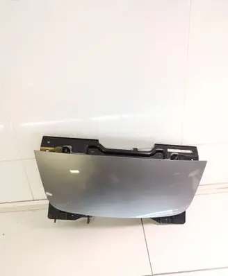 Nissan Leaf II (ZE1) Electric car charge socket cover 