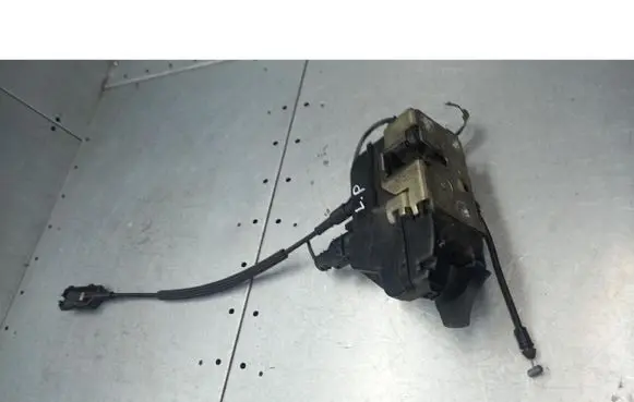 Renault Laguna II Front door lock