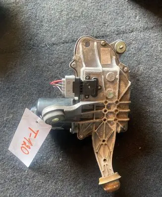 Renault Scenic III - Grand scenic III Wiper motor W000002192